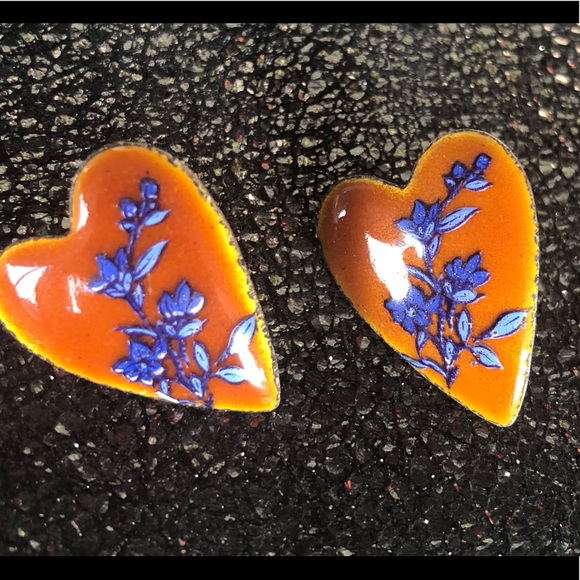 Vintage Enamel Ornate Earrings - Picture 6 of 6